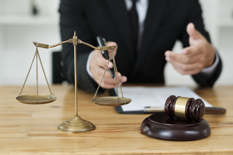 Lawyer meeting with client